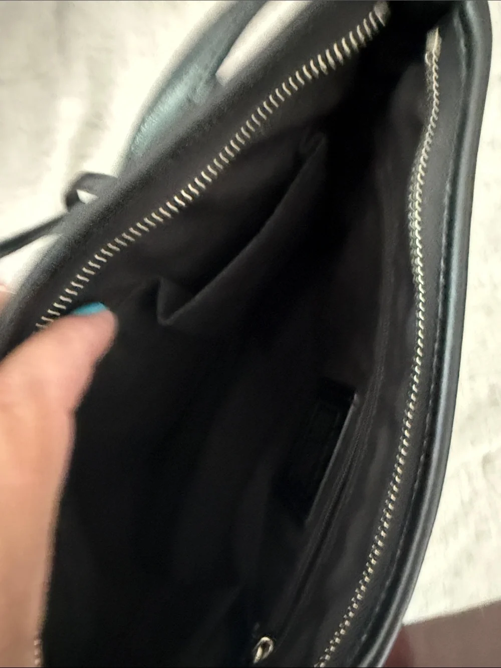 Coach classic messenger